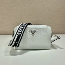 프라다 Prada 사피아노 레더 숄더 백