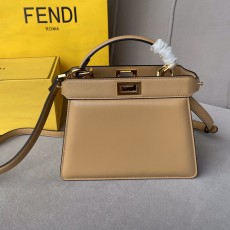 펜디 FENDI 아이코닉 피카부 아이씨유 미니 백