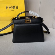 펜디 FENDI 아이코닉 피카부 아이씨유 미니 백