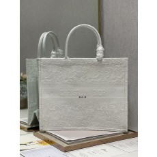 디올 DIOR book tote 북 토트 백