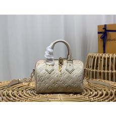 루이비통 LV Speedy Bandoulière 20 스피디 반둘리에 토트 백