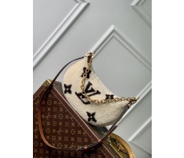 [LOUIS VUITTON-루이비통] 루이비통 오버 더 문 숄더백